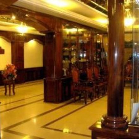 Star Hotel Battambang Exterior photo