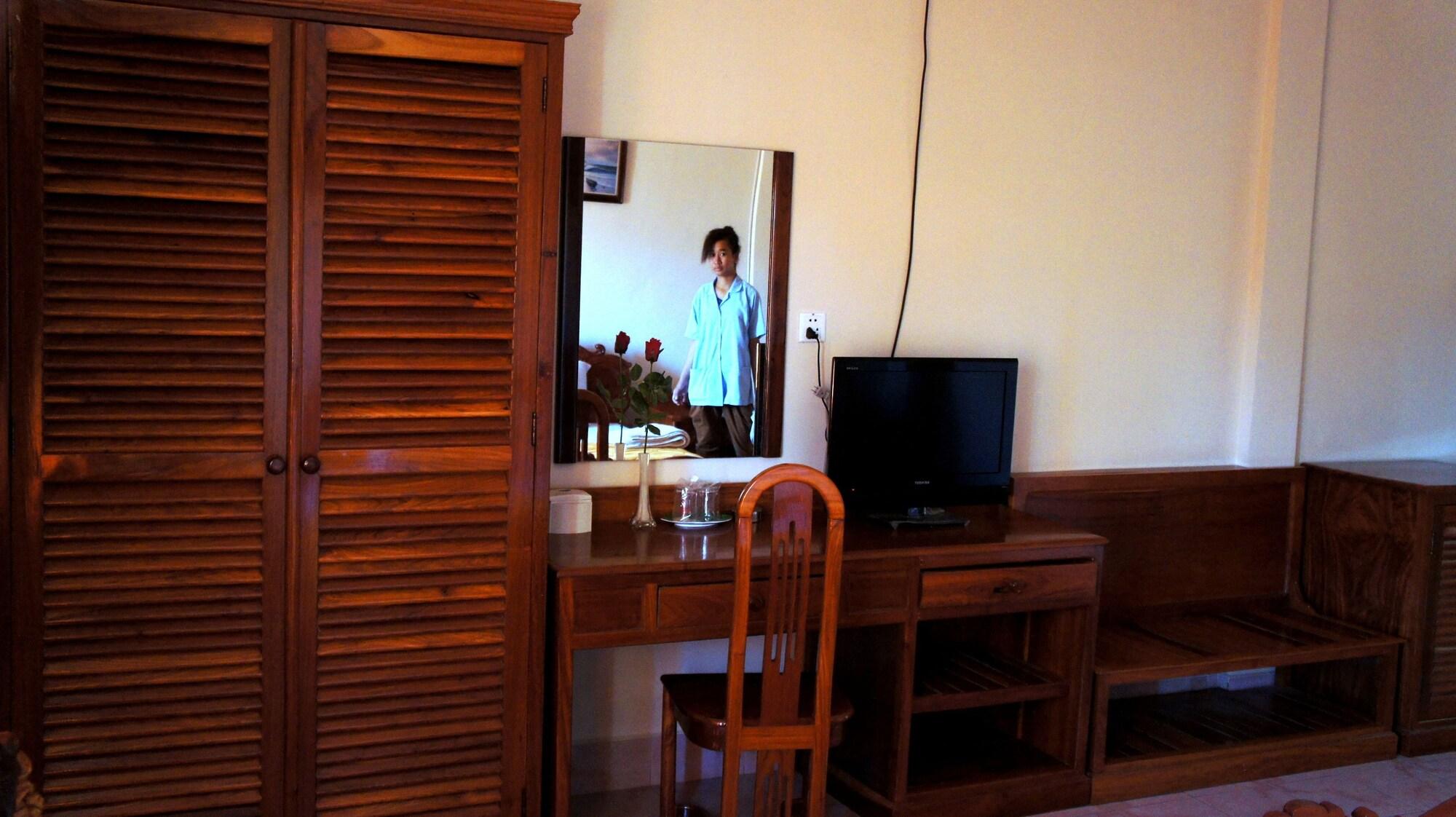 Star Hotel Battambang Exterior photo