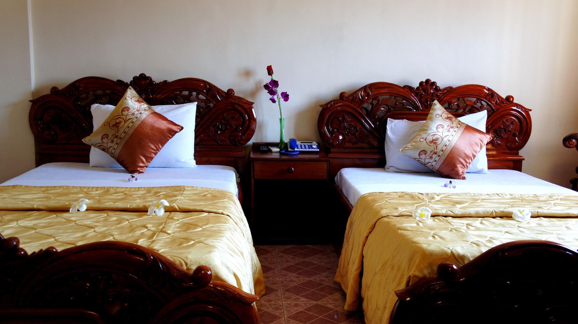 Star Hotel Battambang Exterior photo