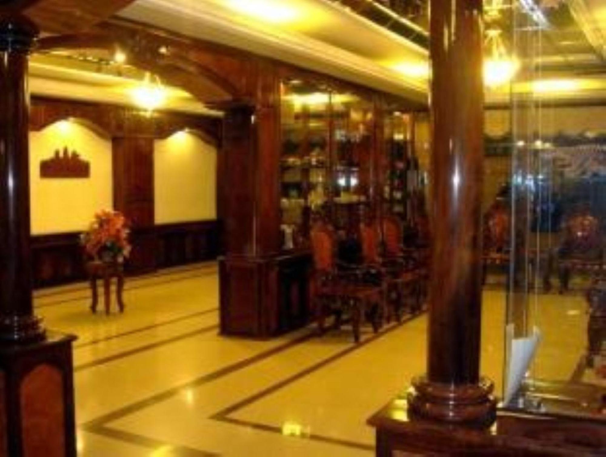 Star Hotel Battambang Exterior photo
