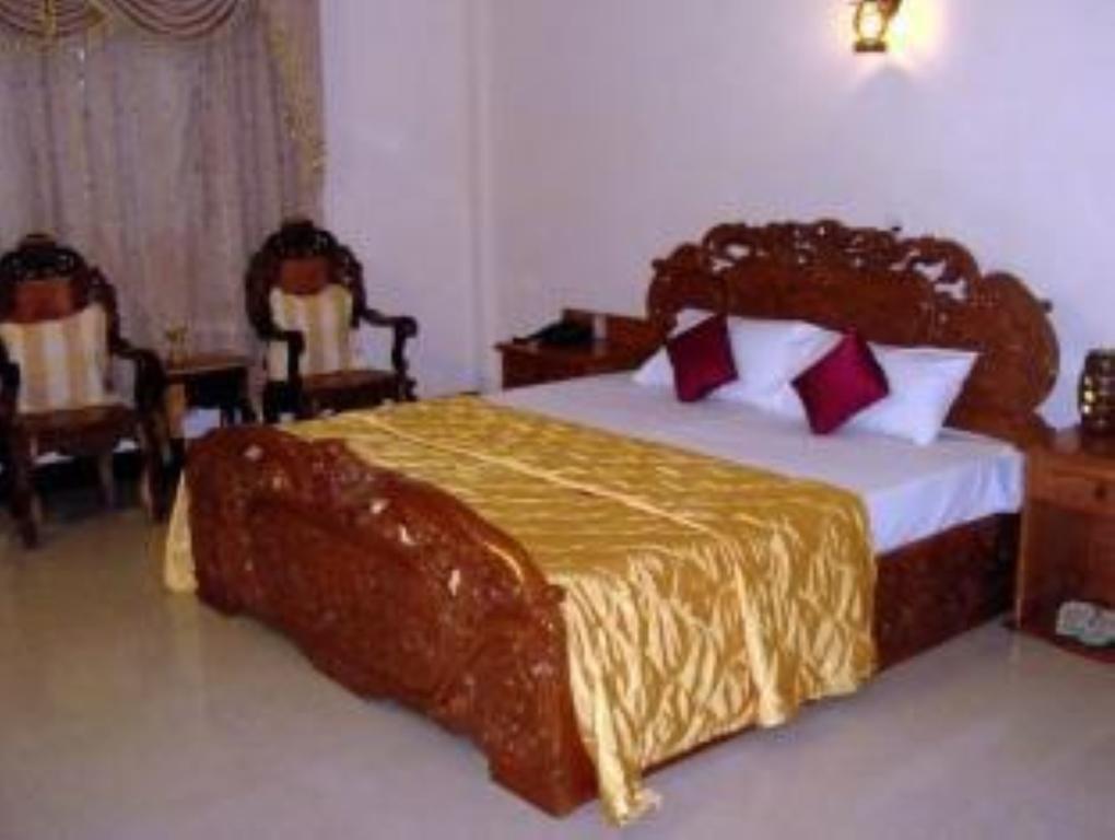 Star Hotel Battambang Exterior photo